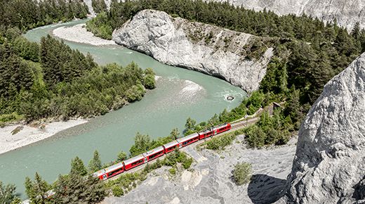 Rhaetische Bahn im Sommer