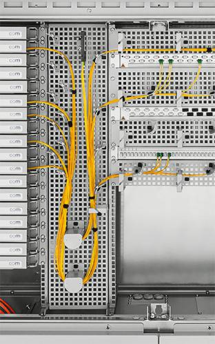 Boîtier multifonctionnel MFG avec gestion des surlongueurs de câble patch